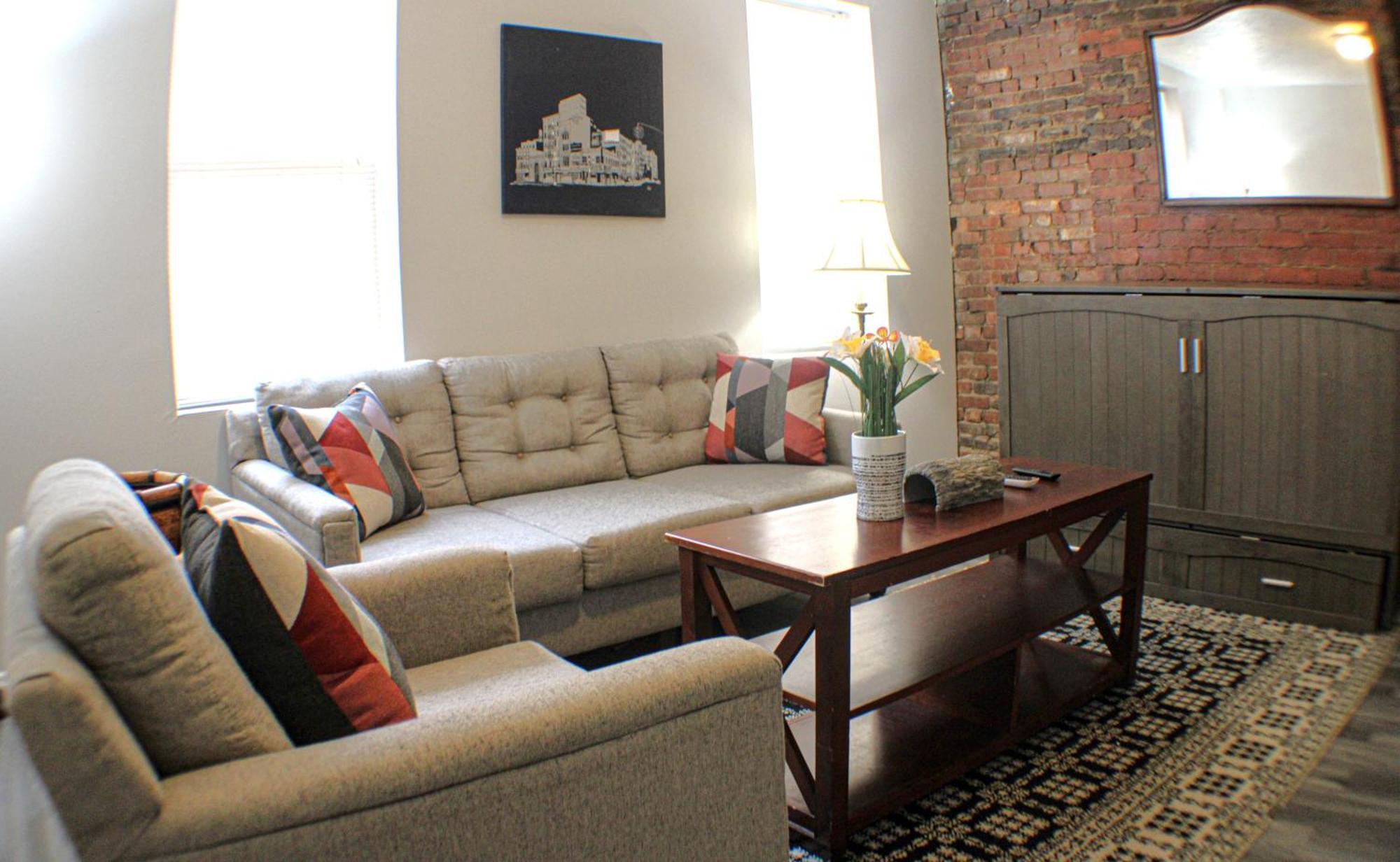 2 Bedroom East Carson Street Sanctuary Питсбърг Екстериор снимка
