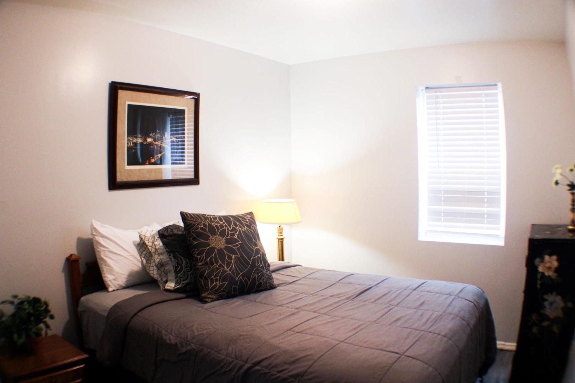 2 Bedroom East Carson Street Sanctuary Питсбърг Екстериор снимка