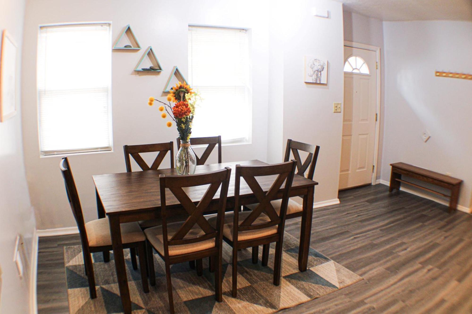 2 Bedroom East Carson Street Sanctuary Питсбърг Екстериор снимка