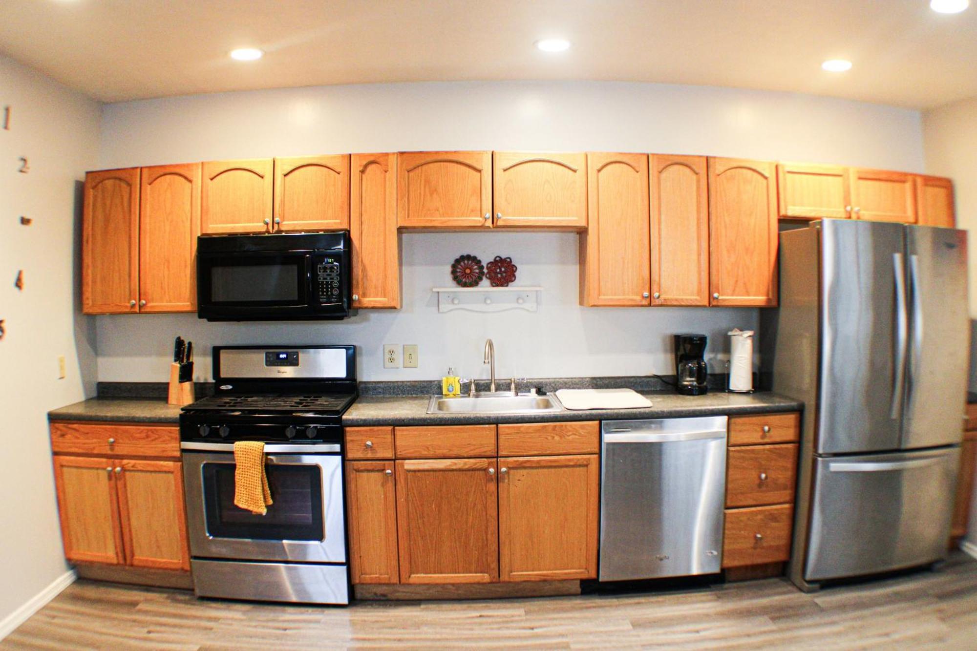 2 Bedroom East Carson Street Sanctuary Питсбърг Екстериор снимка