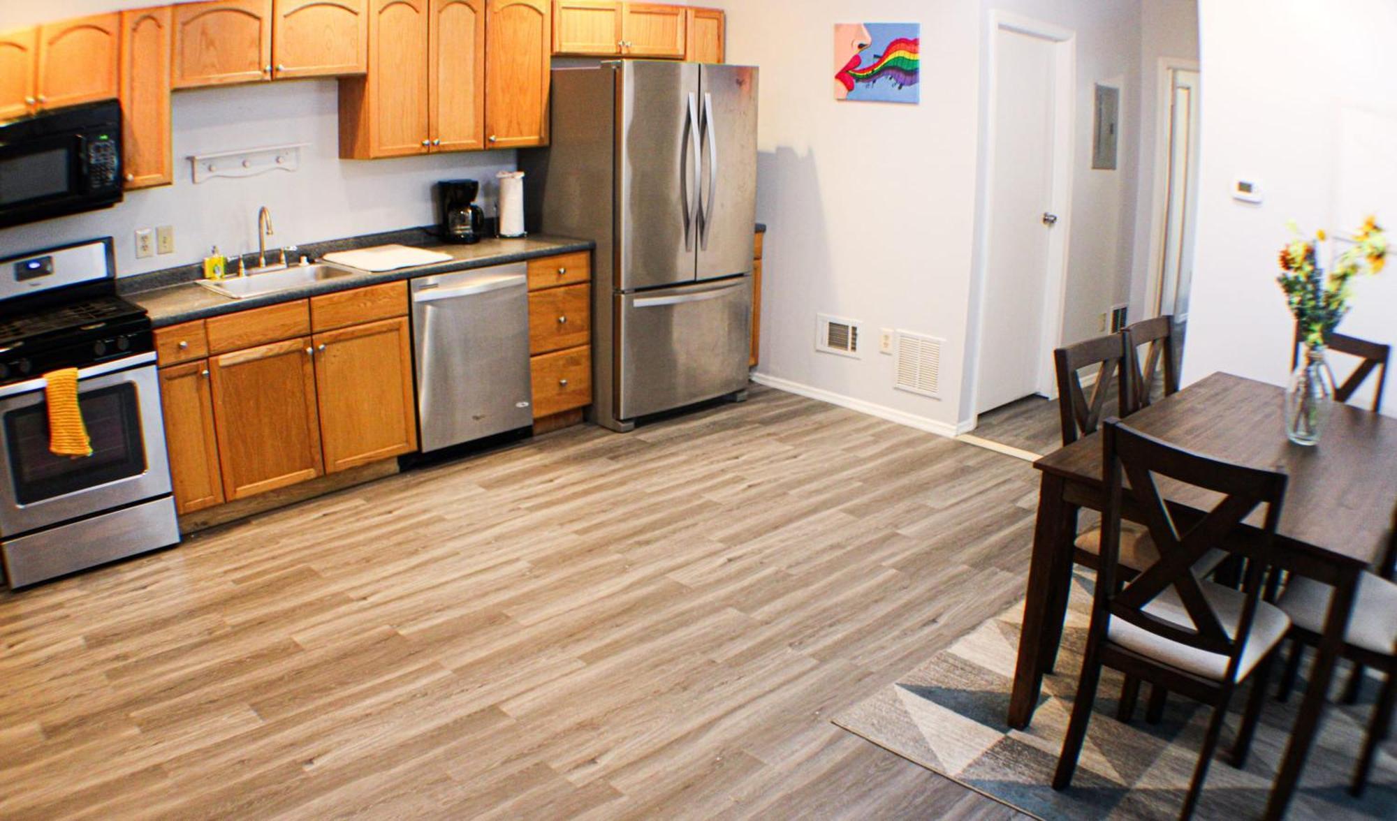 2 Bedroom East Carson Street Sanctuary Питсбърг Екстериор снимка