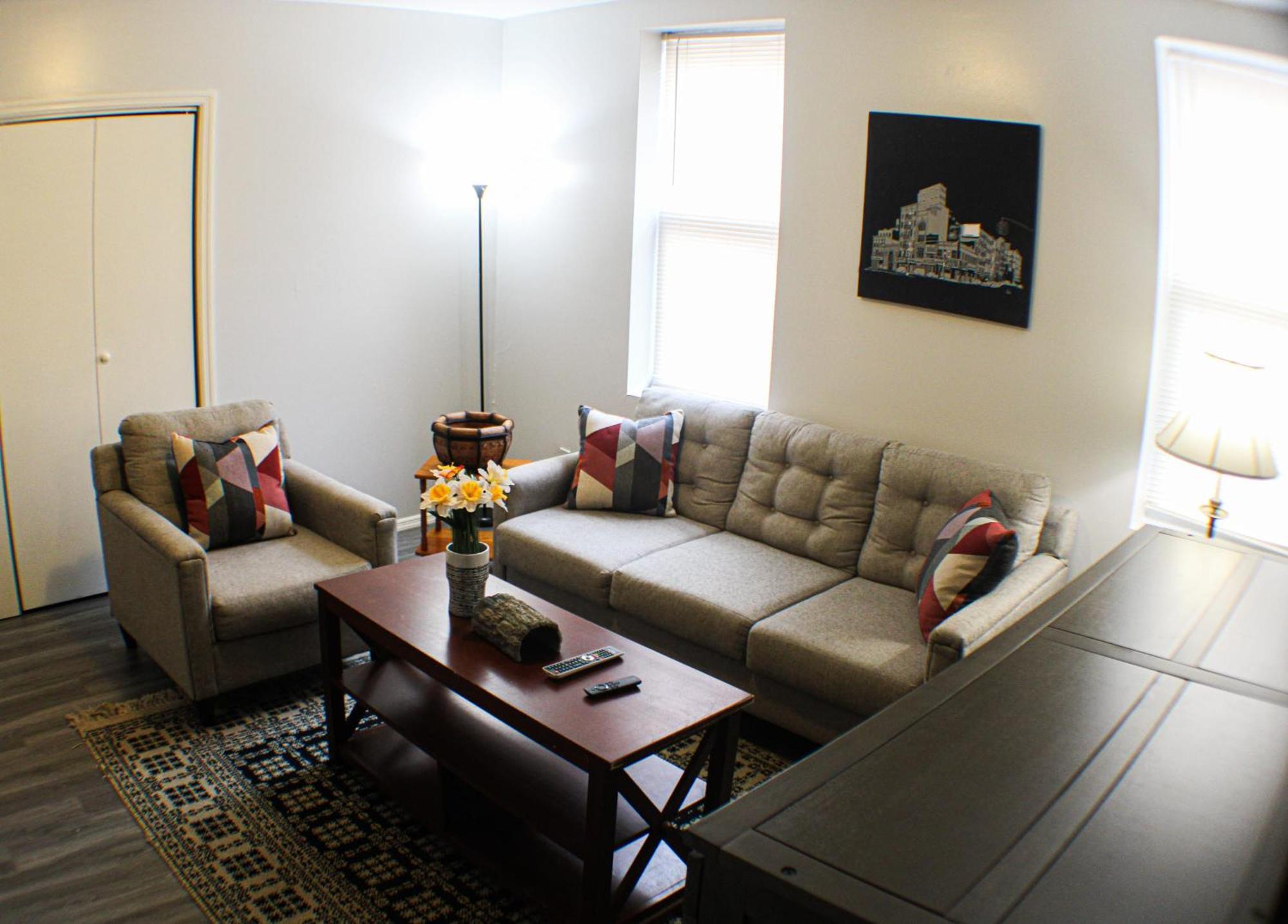 2 Bedroom East Carson Street Sanctuary Питсбърг Екстериор снимка